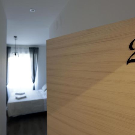 Angio Holiday Rooms Napoli Ngoại thất bức ảnh