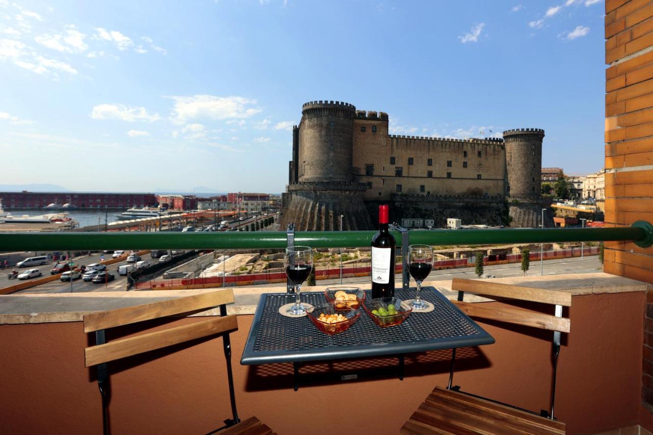 Angio Holiday Rooms Napoli Ngoại thất bức ảnh