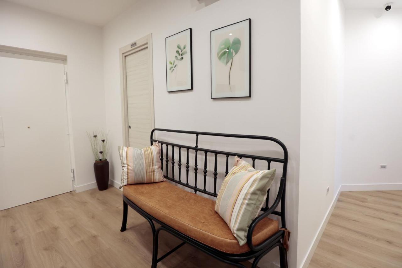 Angio Holiday Rooms Napoli Ngoại thất bức ảnh