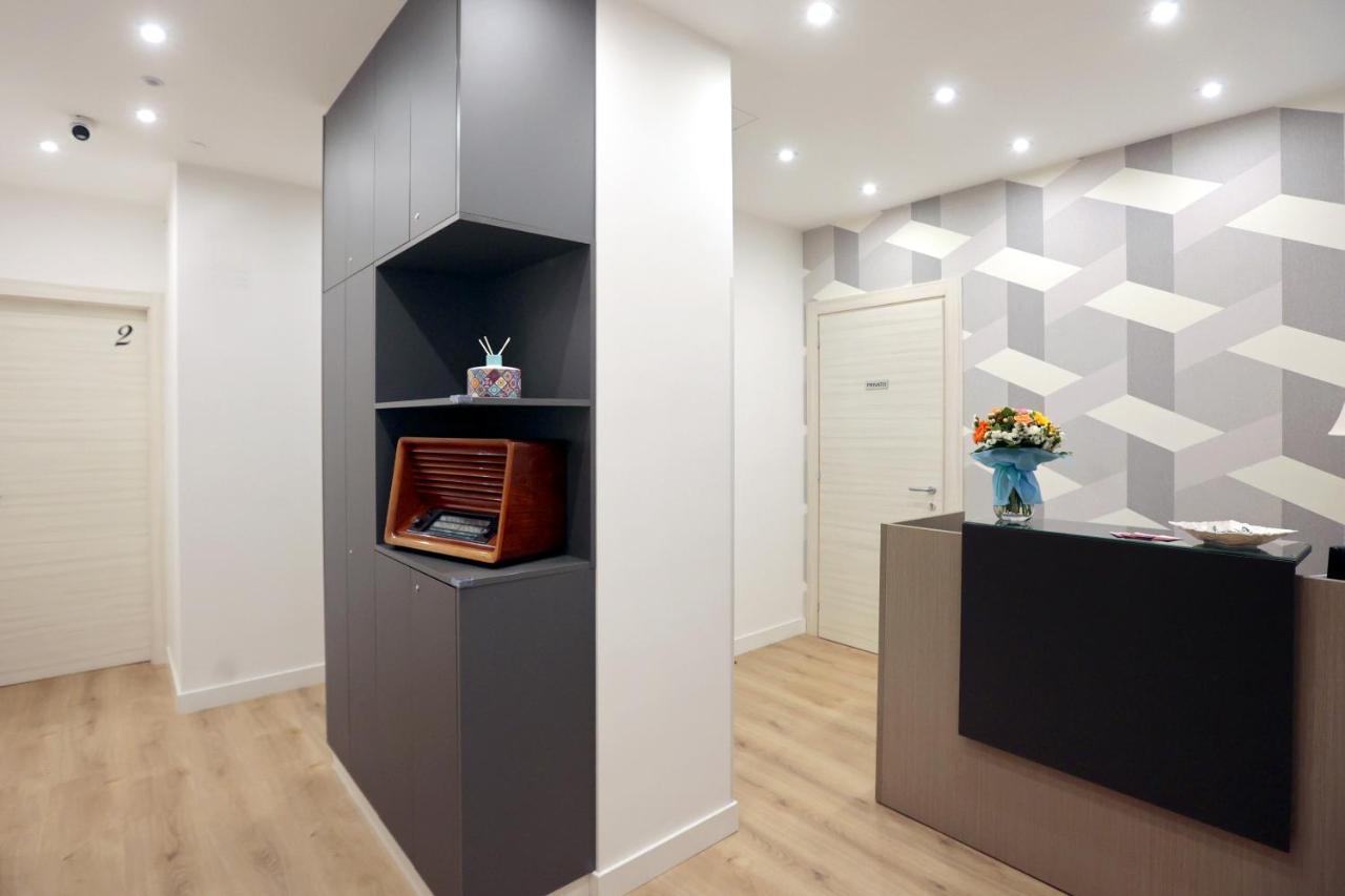 Angio Holiday Rooms Napoli Ngoại thất bức ảnh