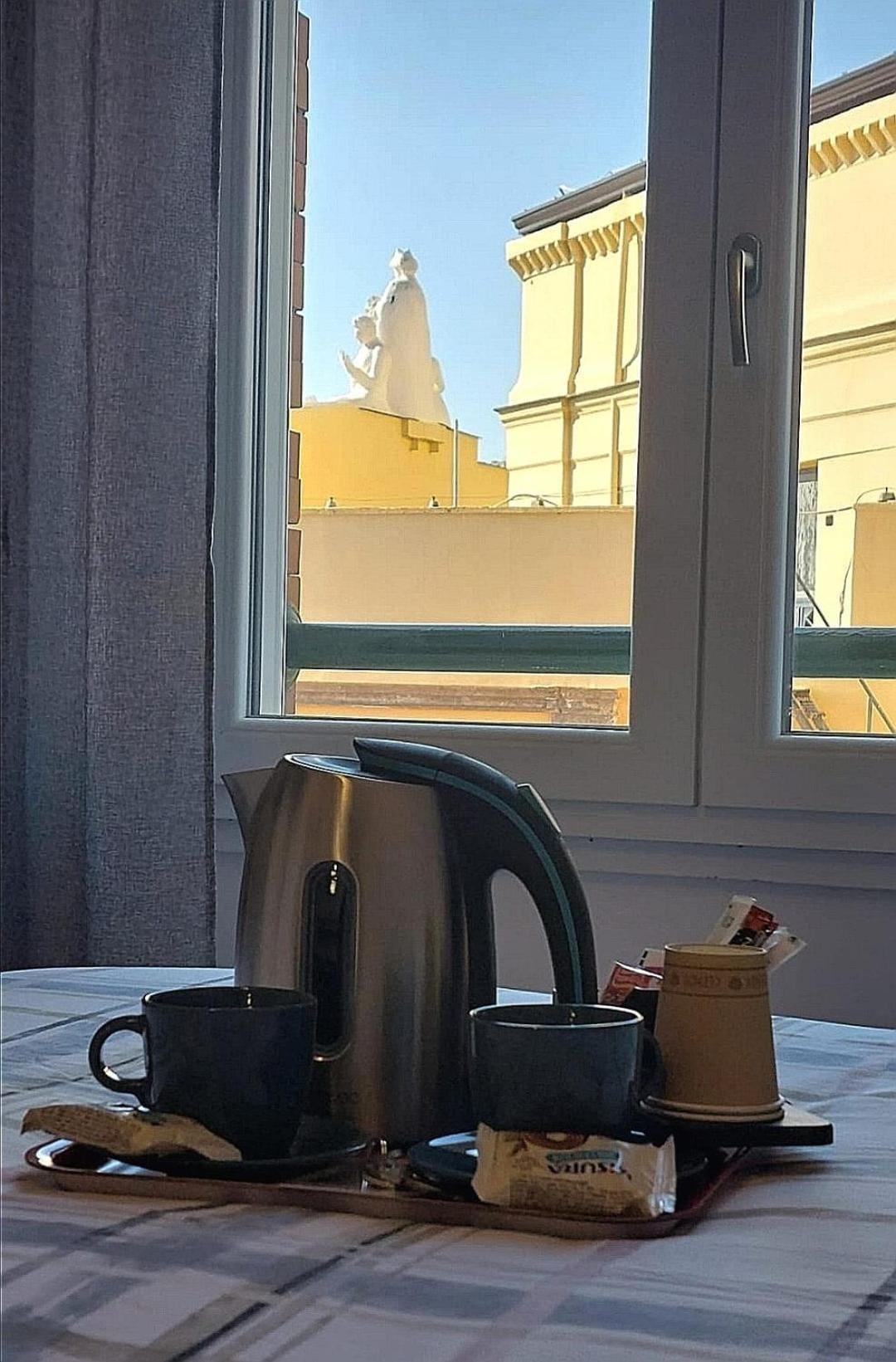 Angio Holiday Rooms Napoli Ngoại thất bức ảnh